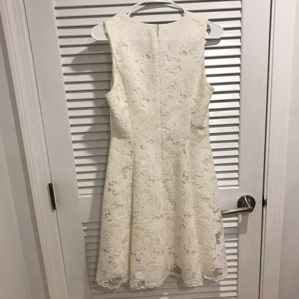 Beautiful White House Black Market Dress - Picture 2 of 4